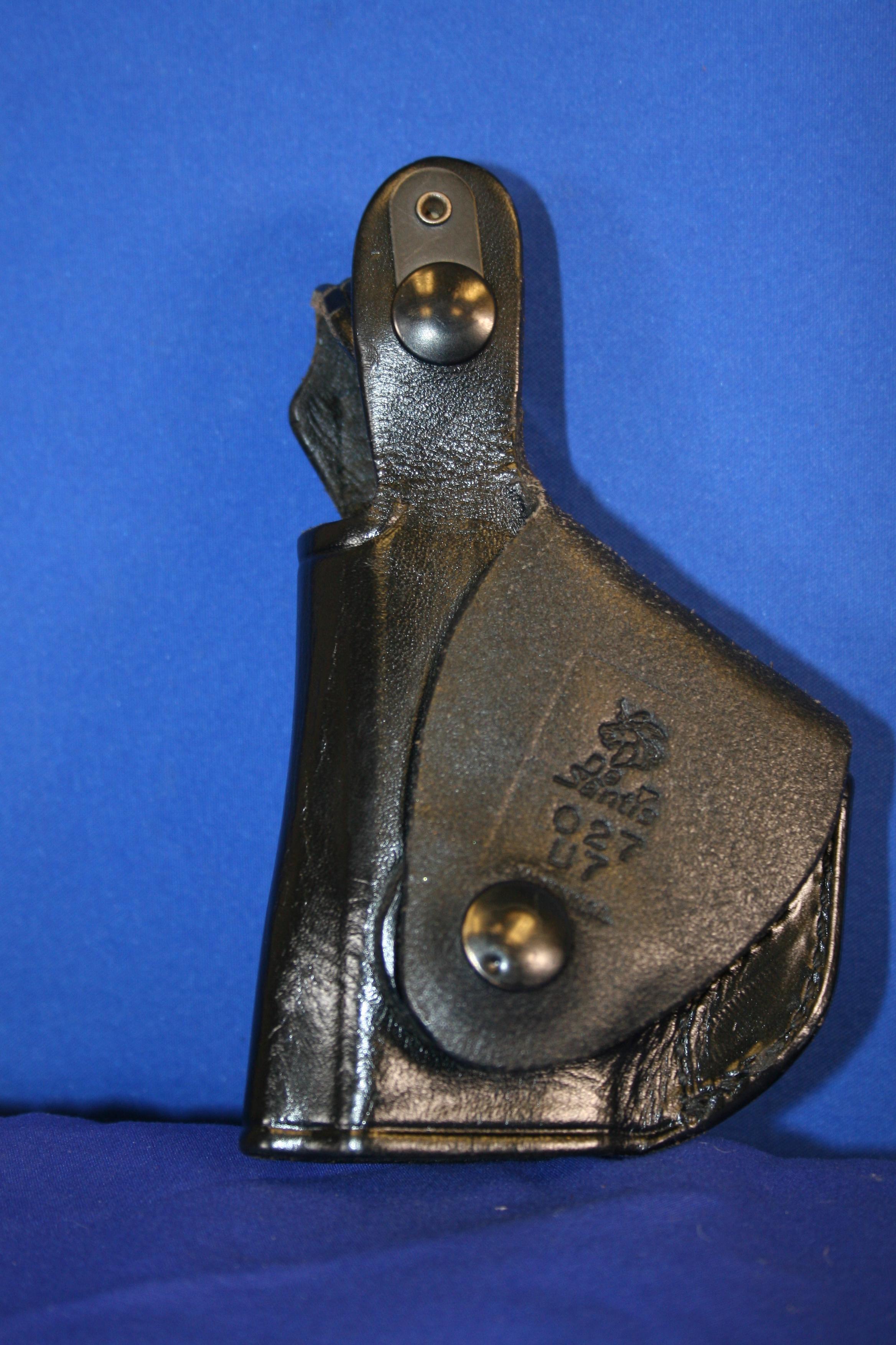 DeSantis Leather Holster for Subcompact Semi-Auto Handgun