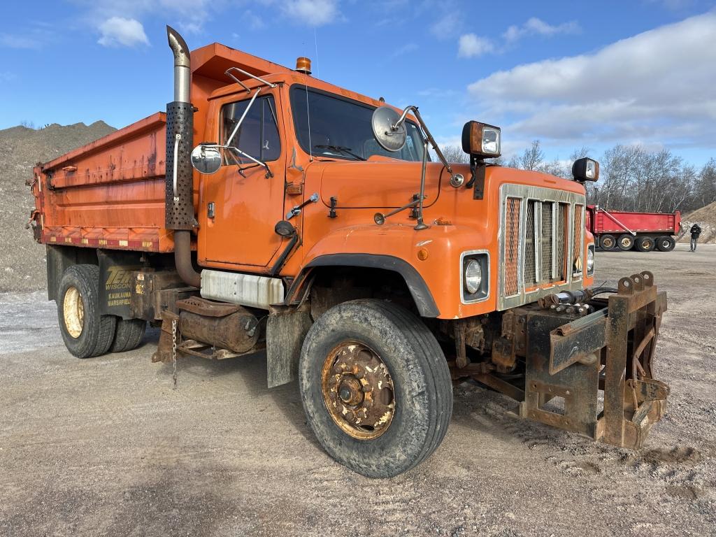 1999 International 2554 Single Axle Dump Truck