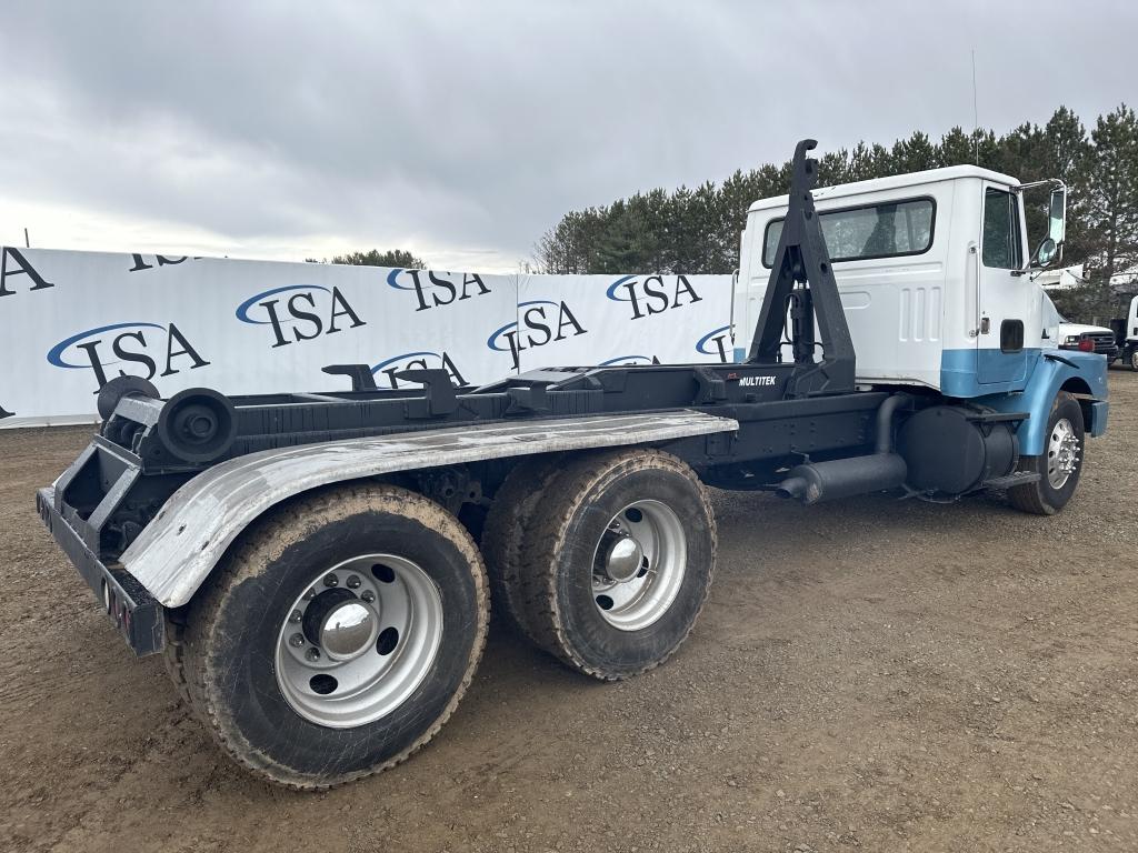 1990 White Gmc Wg64 Cab And Chassis Hook Truck
