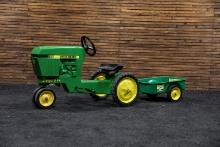 John Deere/Ertl Model 520 Pedal Tractor and Wagon