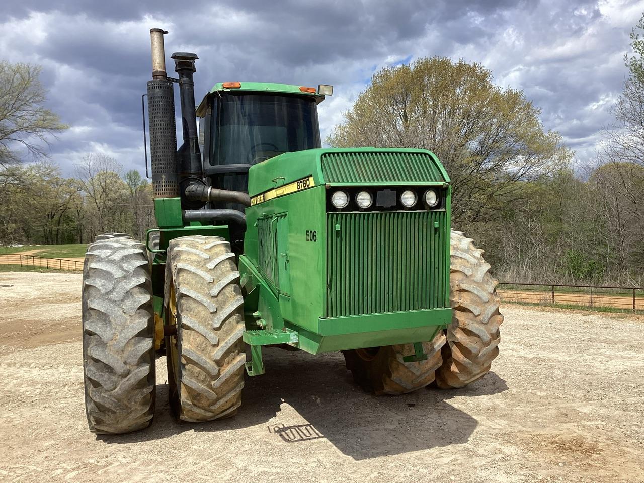 John Deere 8760 Tractor