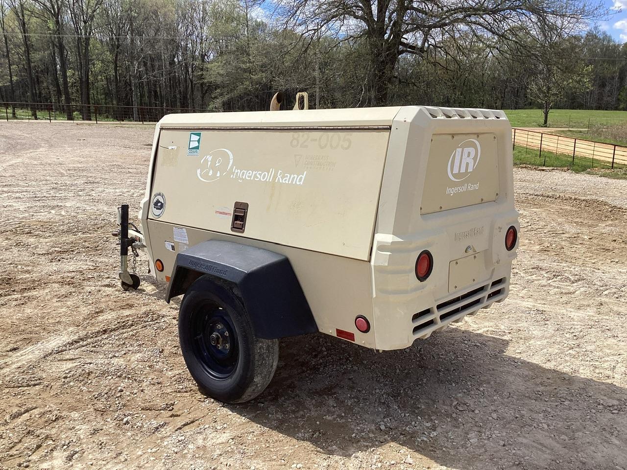 Ingersoll Rand 185 Towable Air Compressor