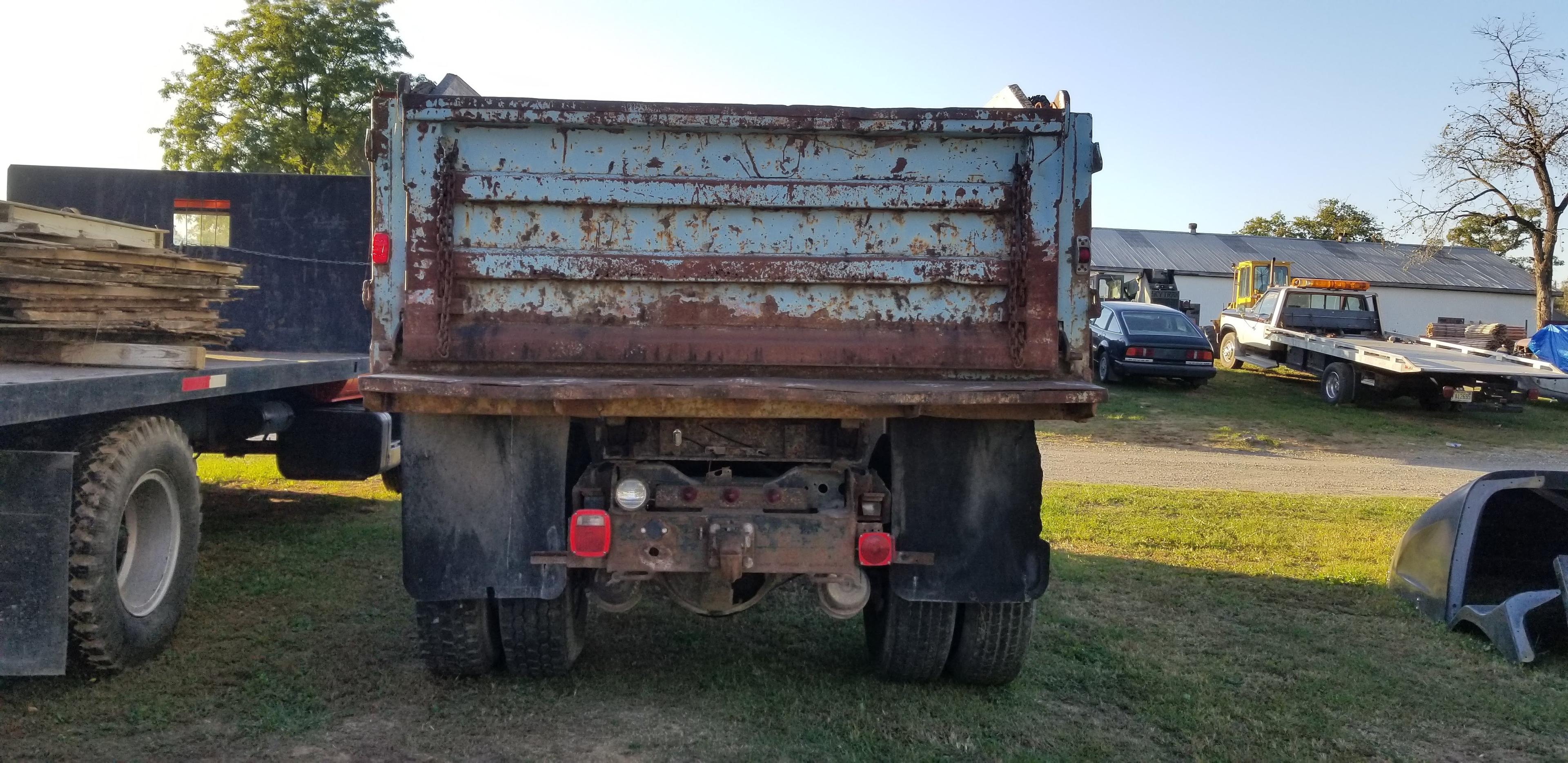 GMC 6500 Dump Truck W/Title