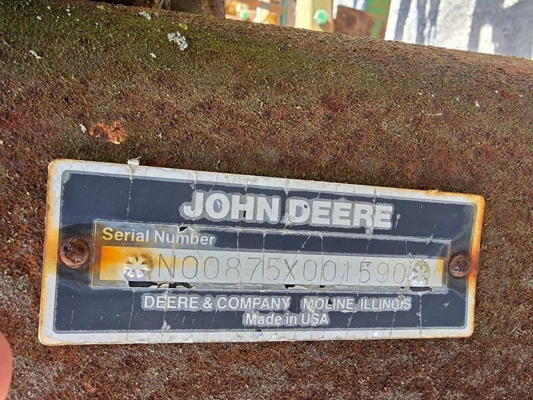 John Deere 875 6 row 3pt. Cultivator