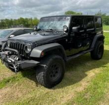 2011 Jeep Wrangler Unlimited 4x4 - 127,111 miles - Super Clean and NIce