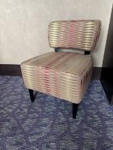 25"W x 22"D x 31"H Decor Fabric Chair