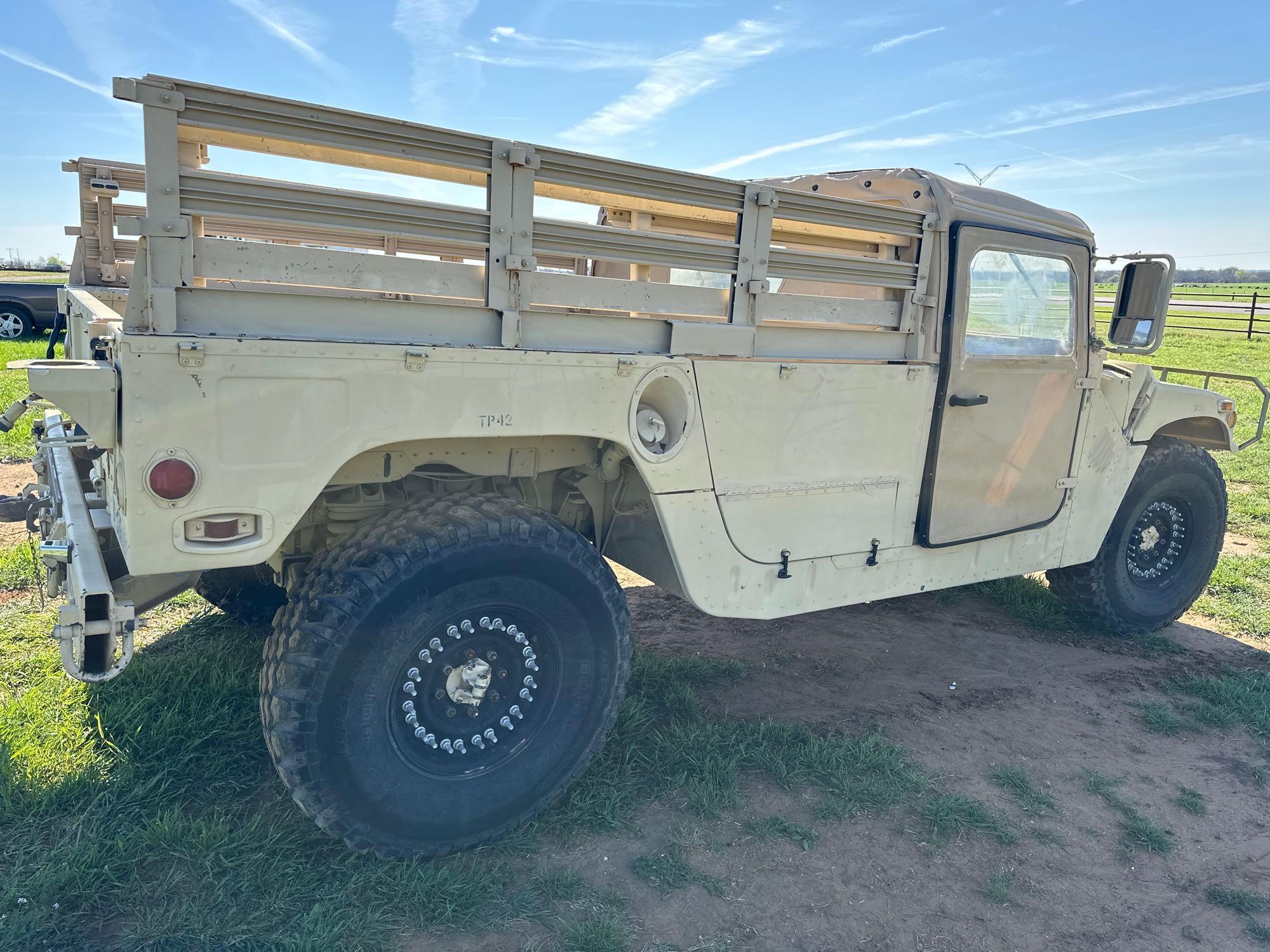 1998 MILITARY H1 HUMMER