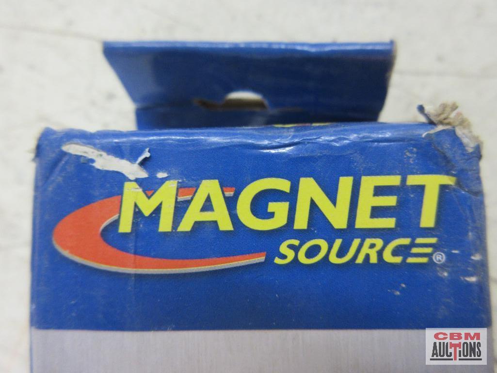 Magnetic Source 07662 24" Magnetic Tool Holder - Max Force: 20LBS. Per inch - Black & Yellow Rail