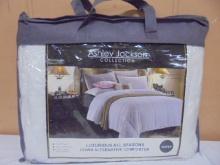 Ashley Jackson Luxurious All-Seasons Down Alternative Queen Size Comforter