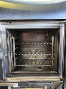 Alto Shaam Gas Combi Oven with Ventless Hood
