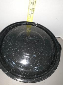 Speckled Black Stock Pot with Lid