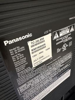 Panasonic Model TC-32LX85 LCD TV (Local Pick Up Only)