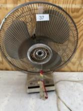 Old Oscillating 16 Inch Fan