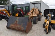 SWINGER 240 RUBBER TIRE LOADER (KEY BROKE OFF IN IGNITION, START IT WITH A