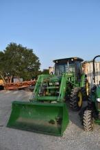JD 5083E TRACTOR W/ JD 563 LOADER (SERIAL # LV5083E160300) (SHOWING APPX 4,