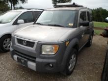 2004 HONDA ELEMENT (VIN # 5J6YH286X4L015202) (SHOWING APPX 223,346 MILES, UP TO THE BUYER TO DO THEI