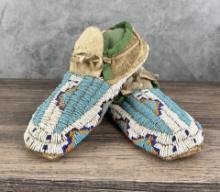 Gros Ventre Native American Indian Moccasins
