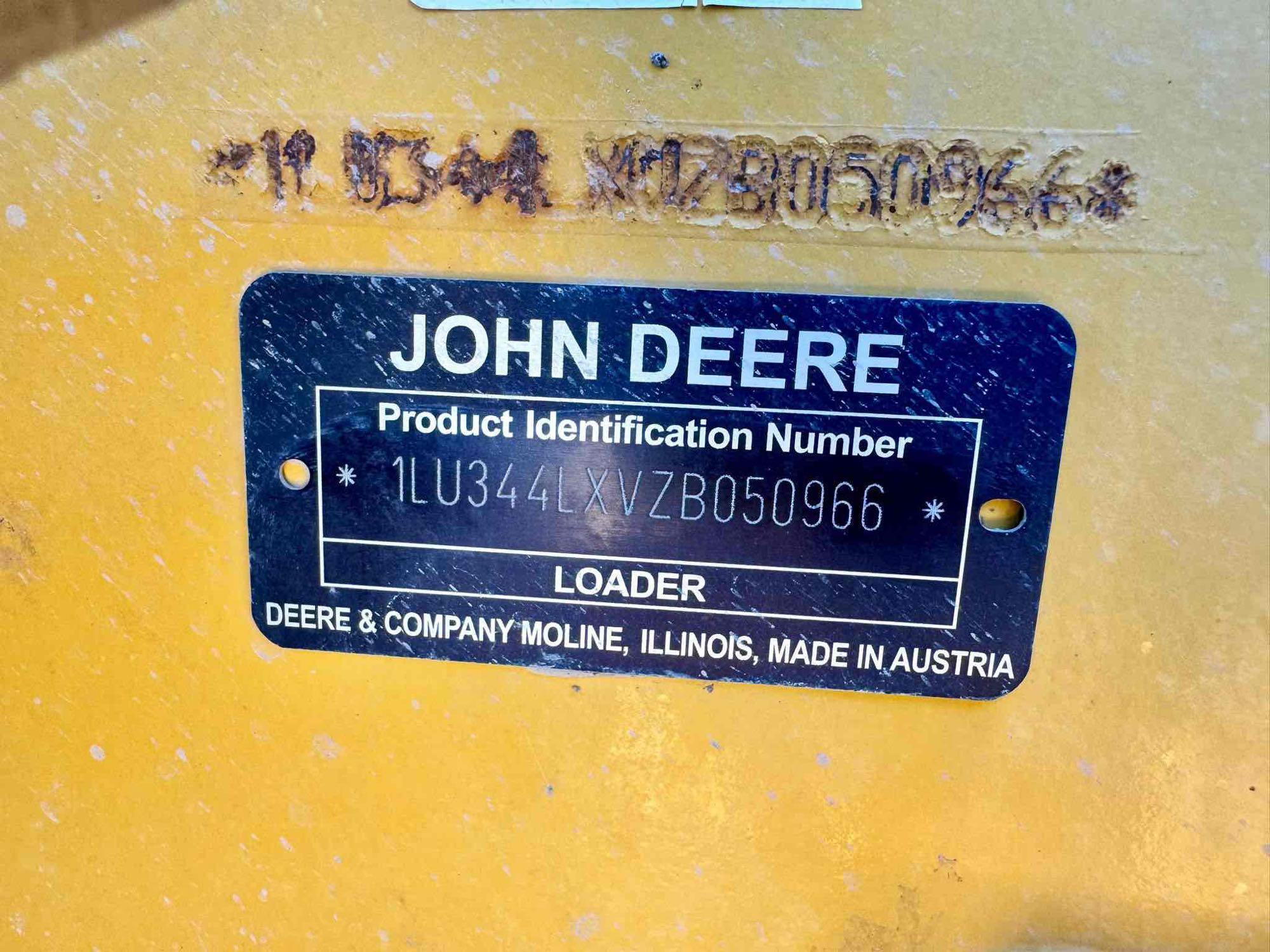 2018 John Deere 344L Wheel Loader
