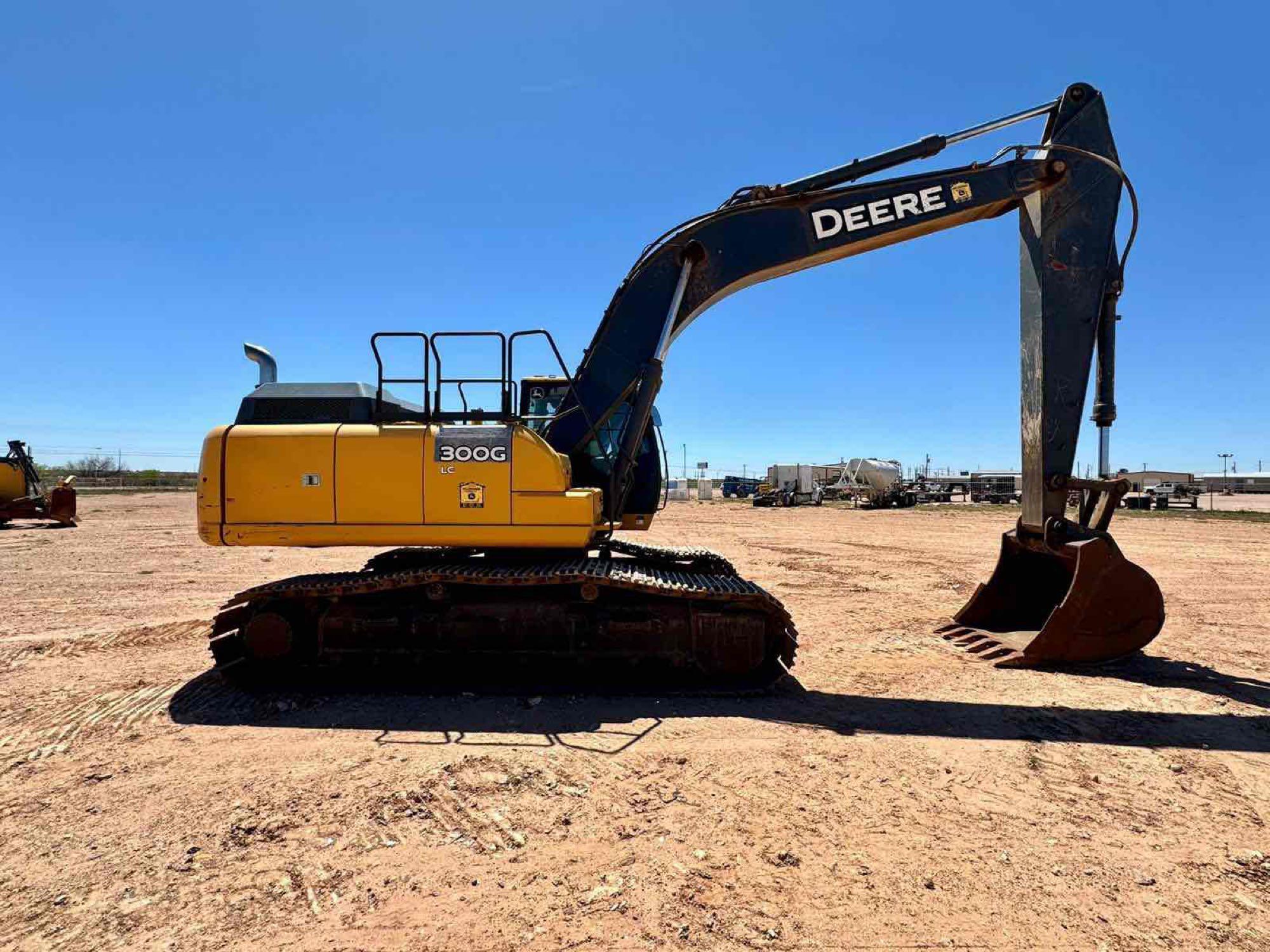 2015 John Deere 300G LC Hydraulic Excavator