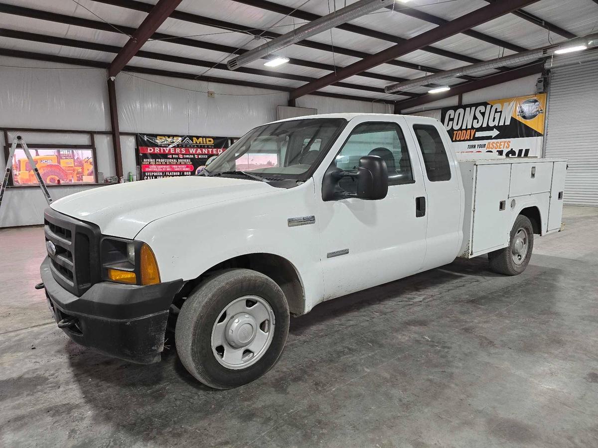 2006 Ford F250 Service Truck