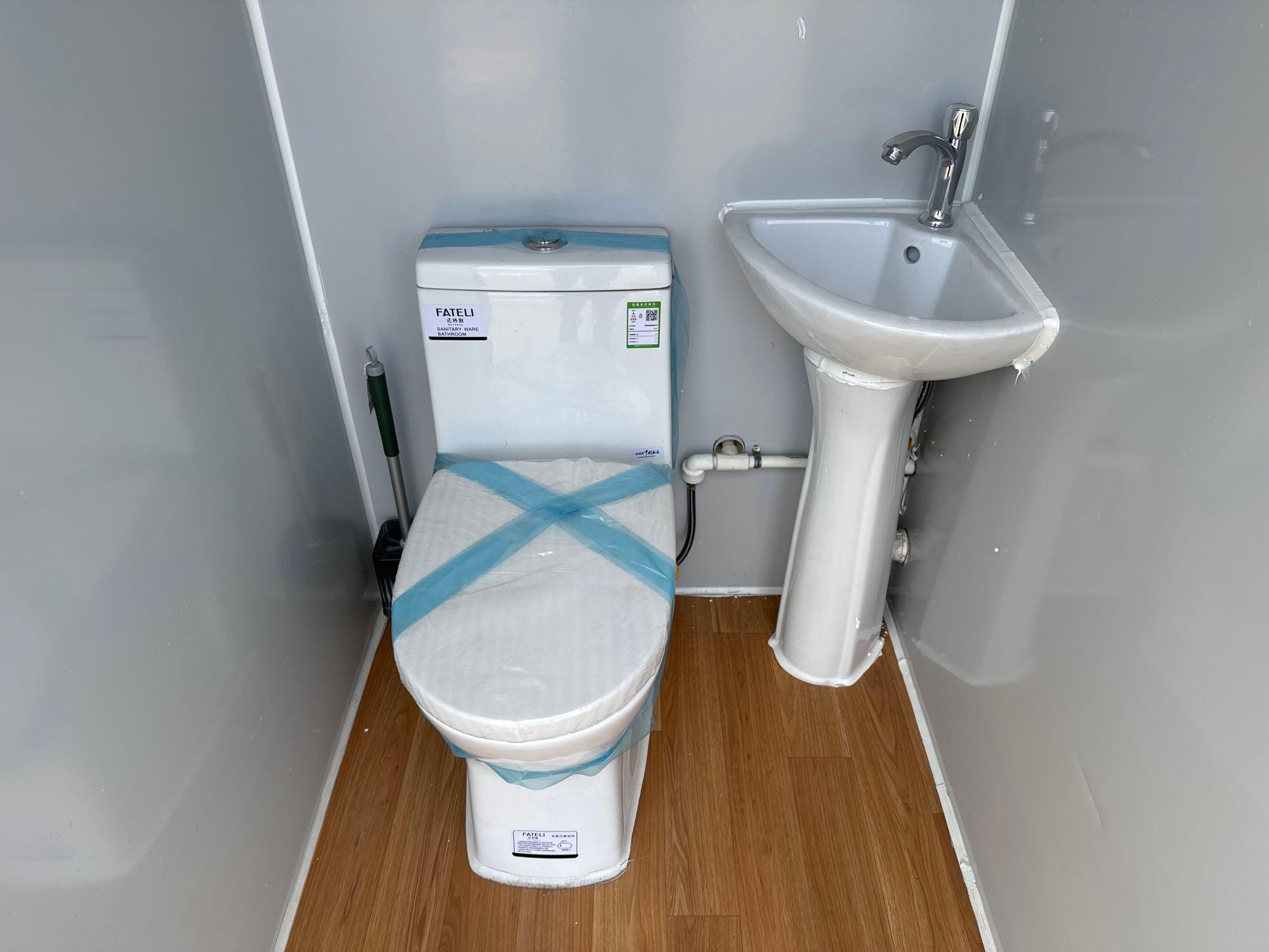 NEW/UNUSED Mobile Toilet