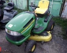 JOHN DEERE LA145 48'' Lawn Mower   22 hp