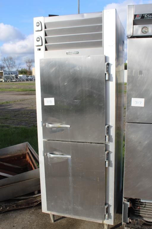 Traulsen Refrigerator/freezer Unit