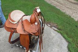 Longhorn 15 1/2" Saddle, Maverick, With Bridle Model # 396