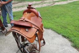 Hereford 15 1/2" All Around Saddle With Bridle