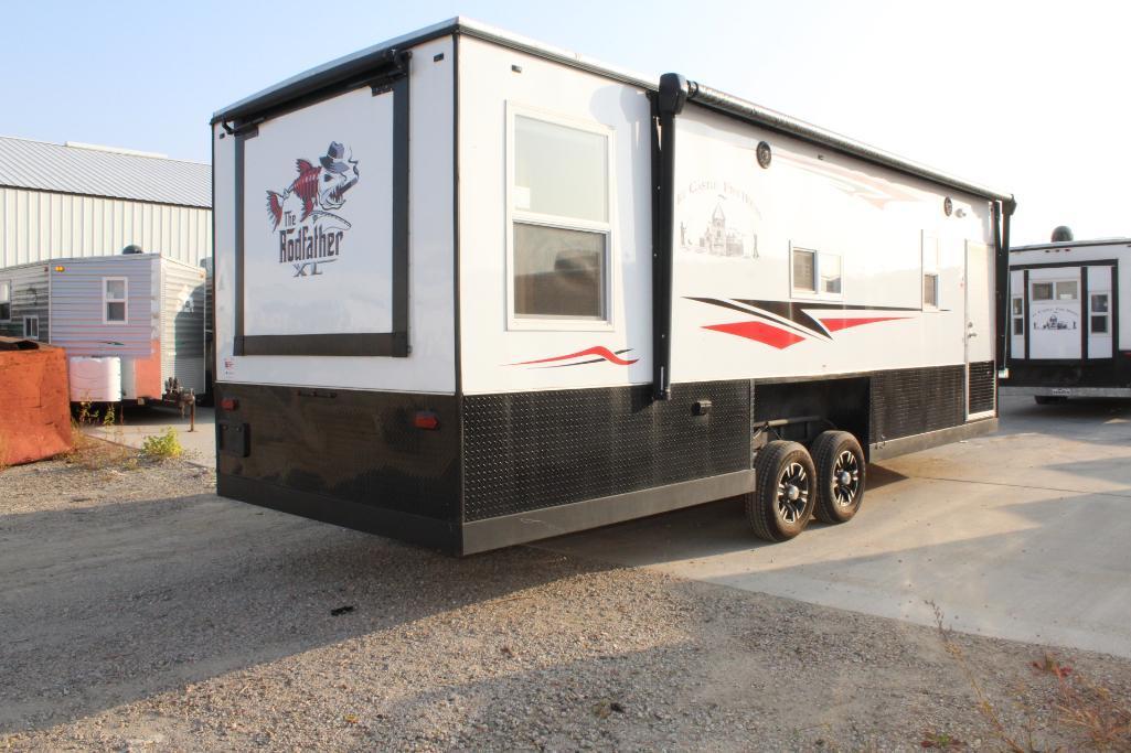 *** 2019 AMERICAN SURPLUS 8' X 24' V ROD FATHER ICE CASTLE FISH HOUSE ON VALLEY TANDEM AXLE FRAME,