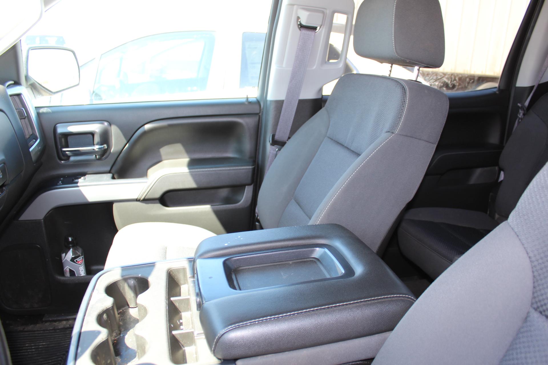 2015 Chevrolet Silverado Z71 1500, 5.3L Flex Fuel, Auto 4x4, Auto Trans, 4 Door, 5'8" Box