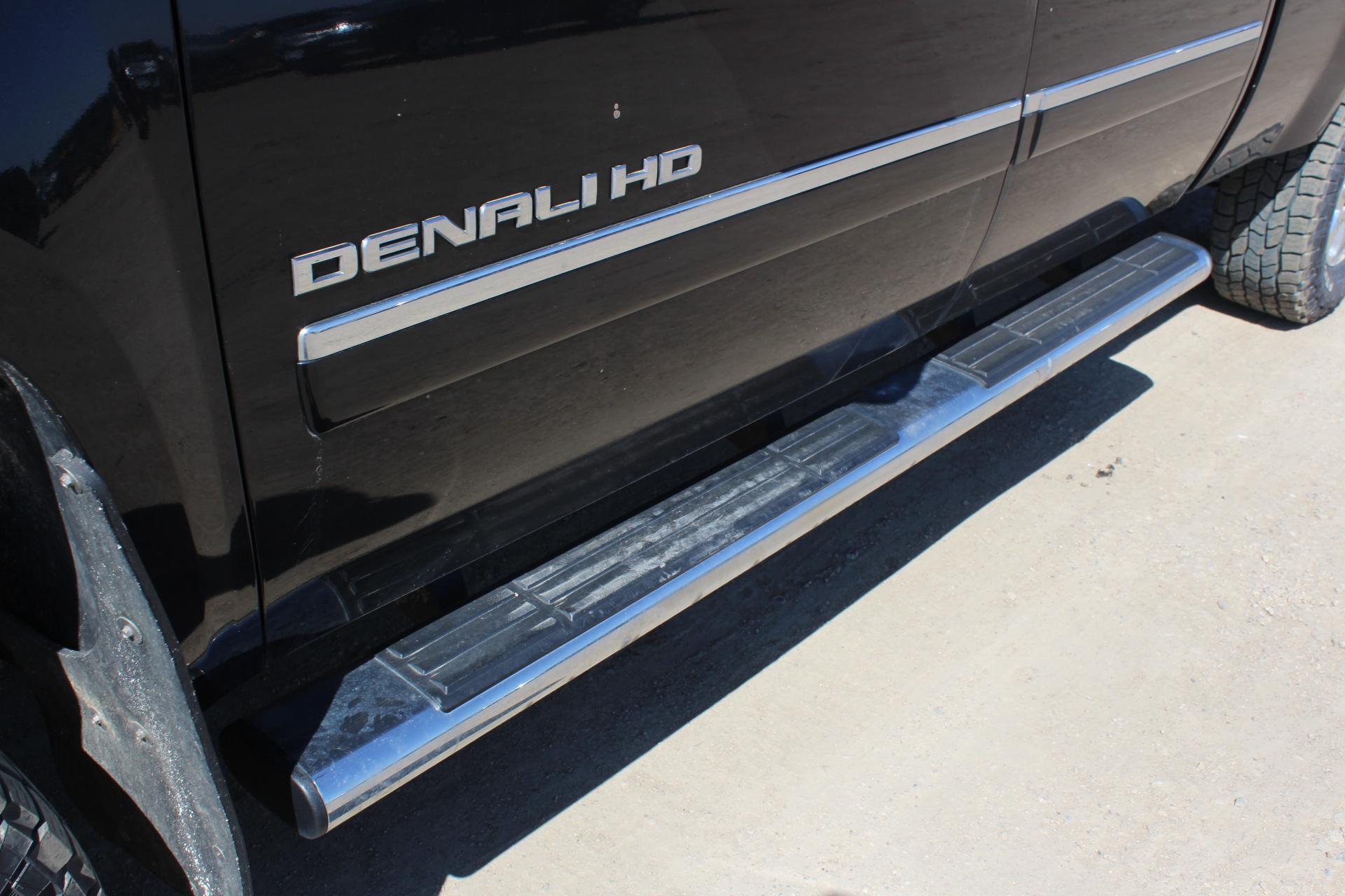 2011 GMC Denali HD 2500 Duramax 6.6L HD Diesel, H&S Performance, Dual Zone Auto Climate,
