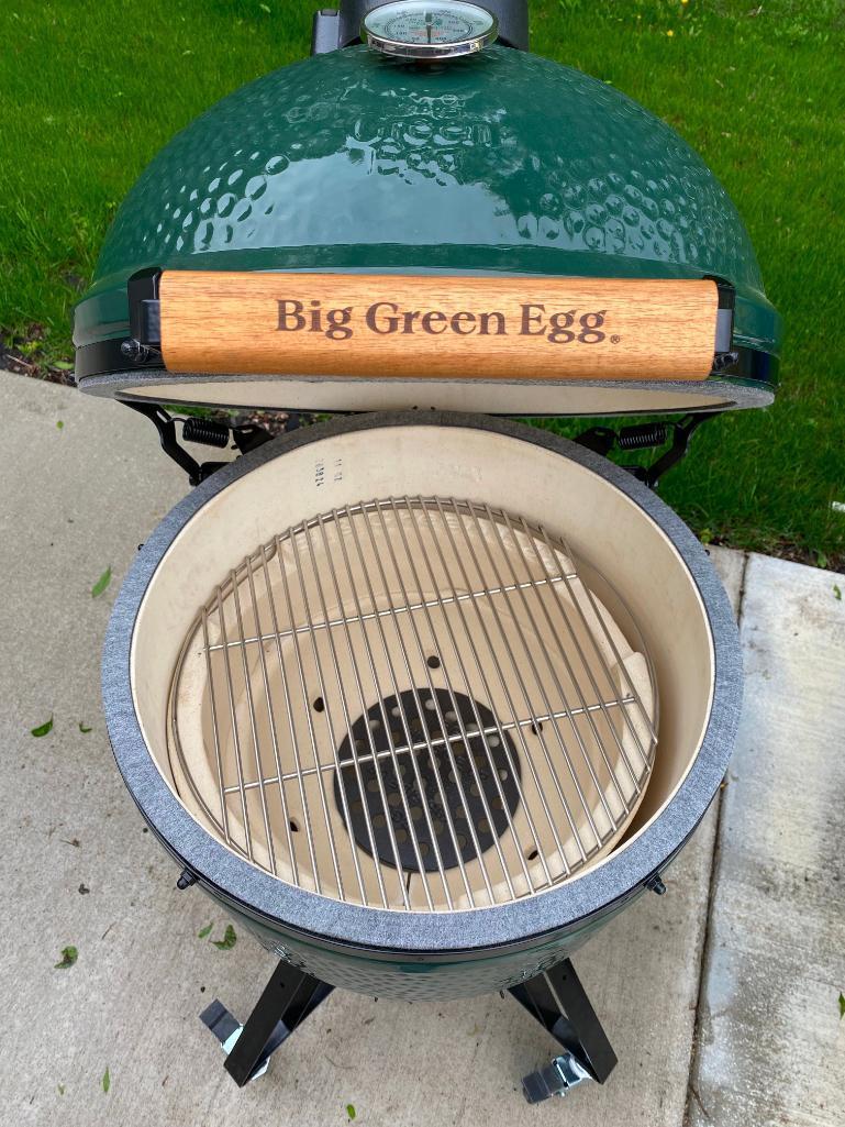 7th Grade- Large Green Egg, with Nest