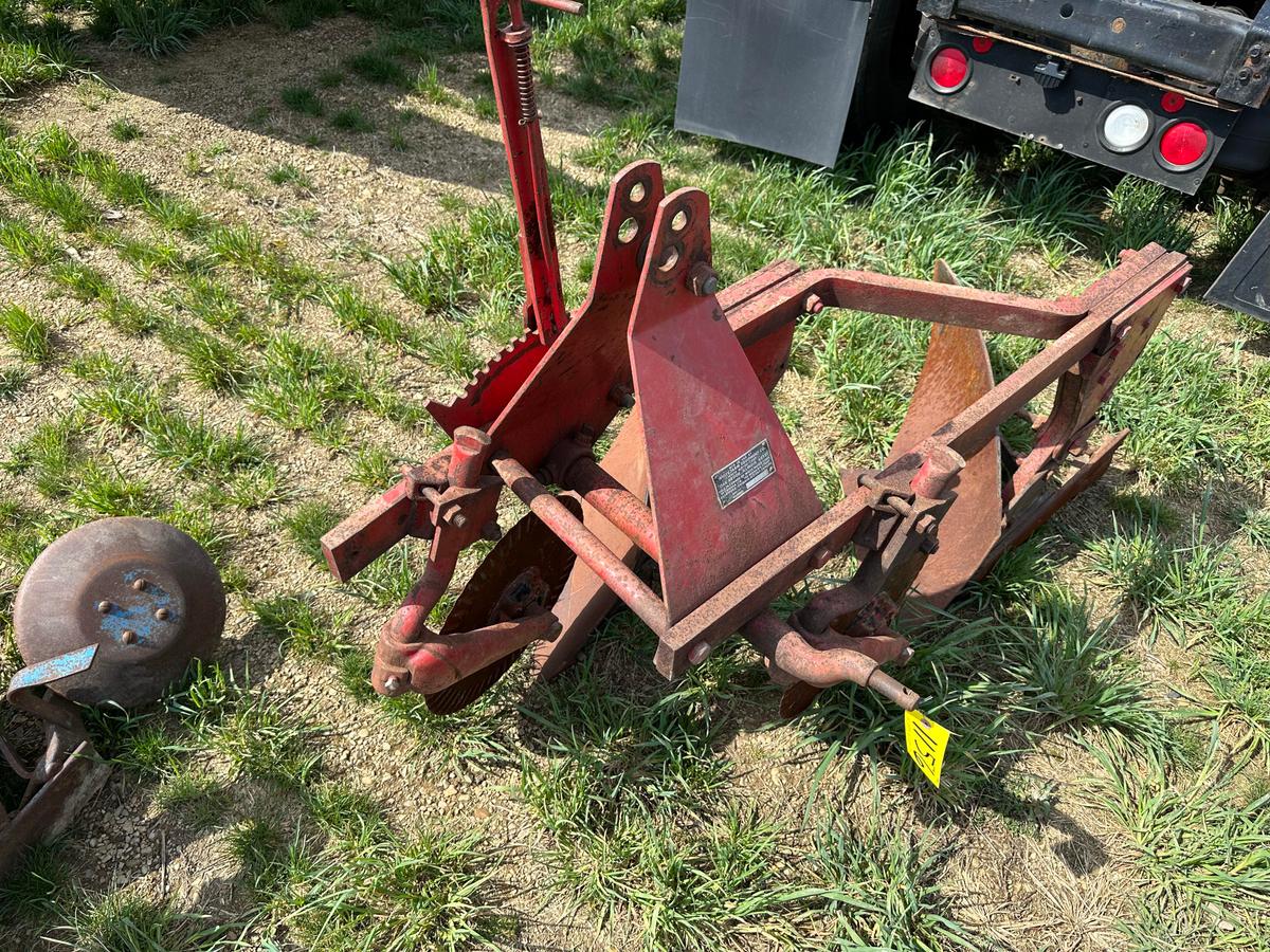 White 2 Bottom 16” Three Point Hitch Plow With Coulters