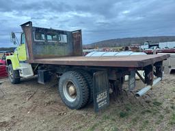 1987 Ford L-8000 Single Axle Flatbed Truck