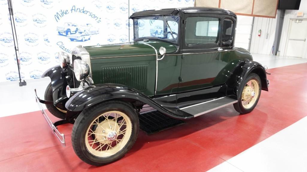 1930 Ford Roadster with Rumble Seat