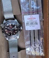 Omega Seamaster James Bond Comes with Box & Papers