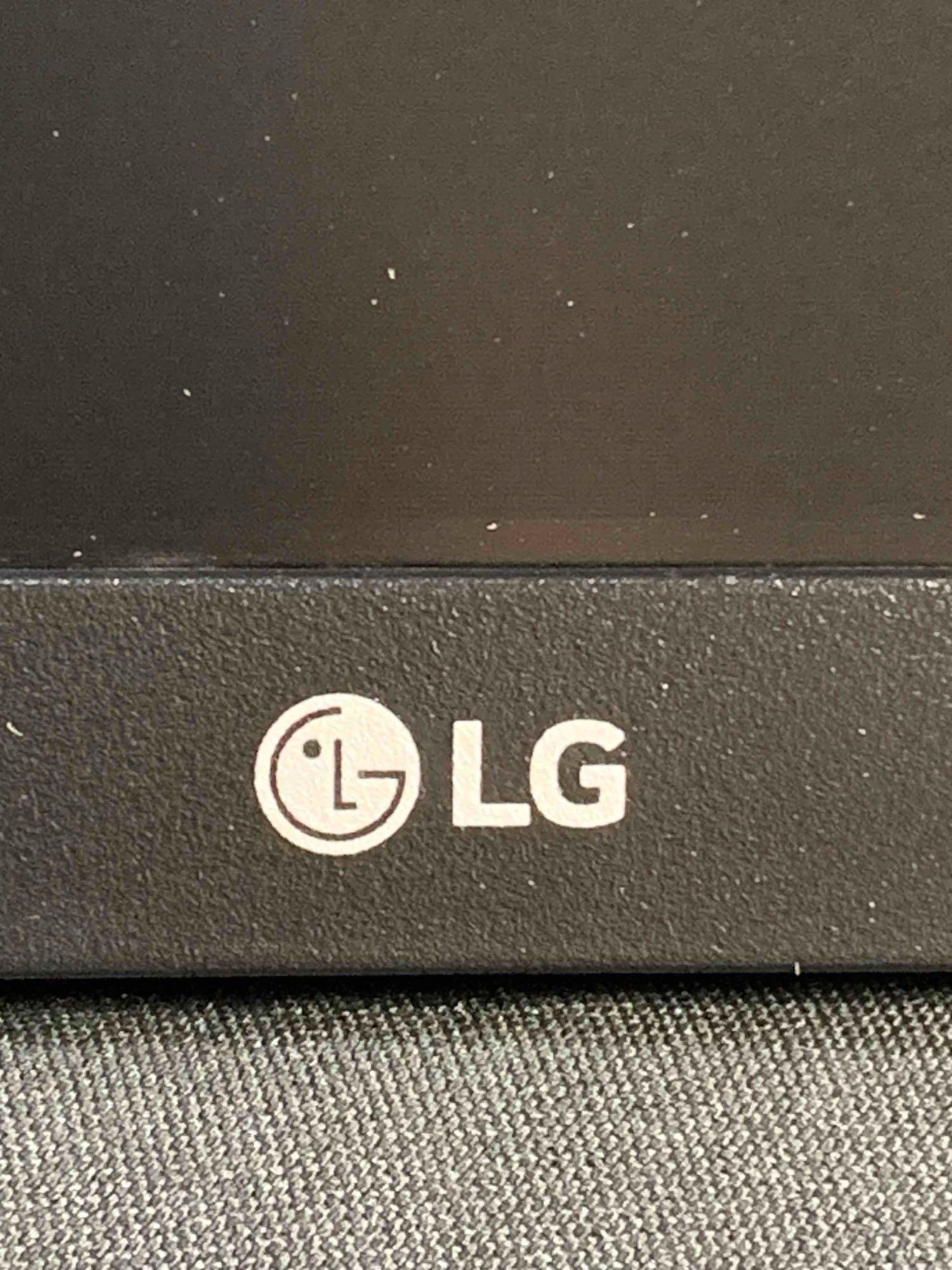 LG UltraWide Monitor 34" 21:9 FHD (2560 x 1080)