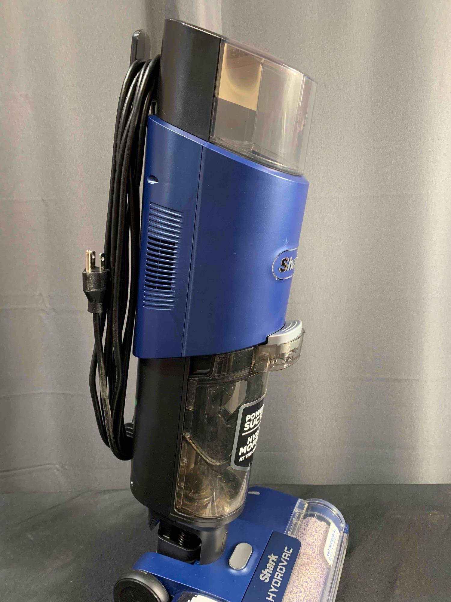 Shark WD101 HydroVac XL 3-in-1 Vacuum