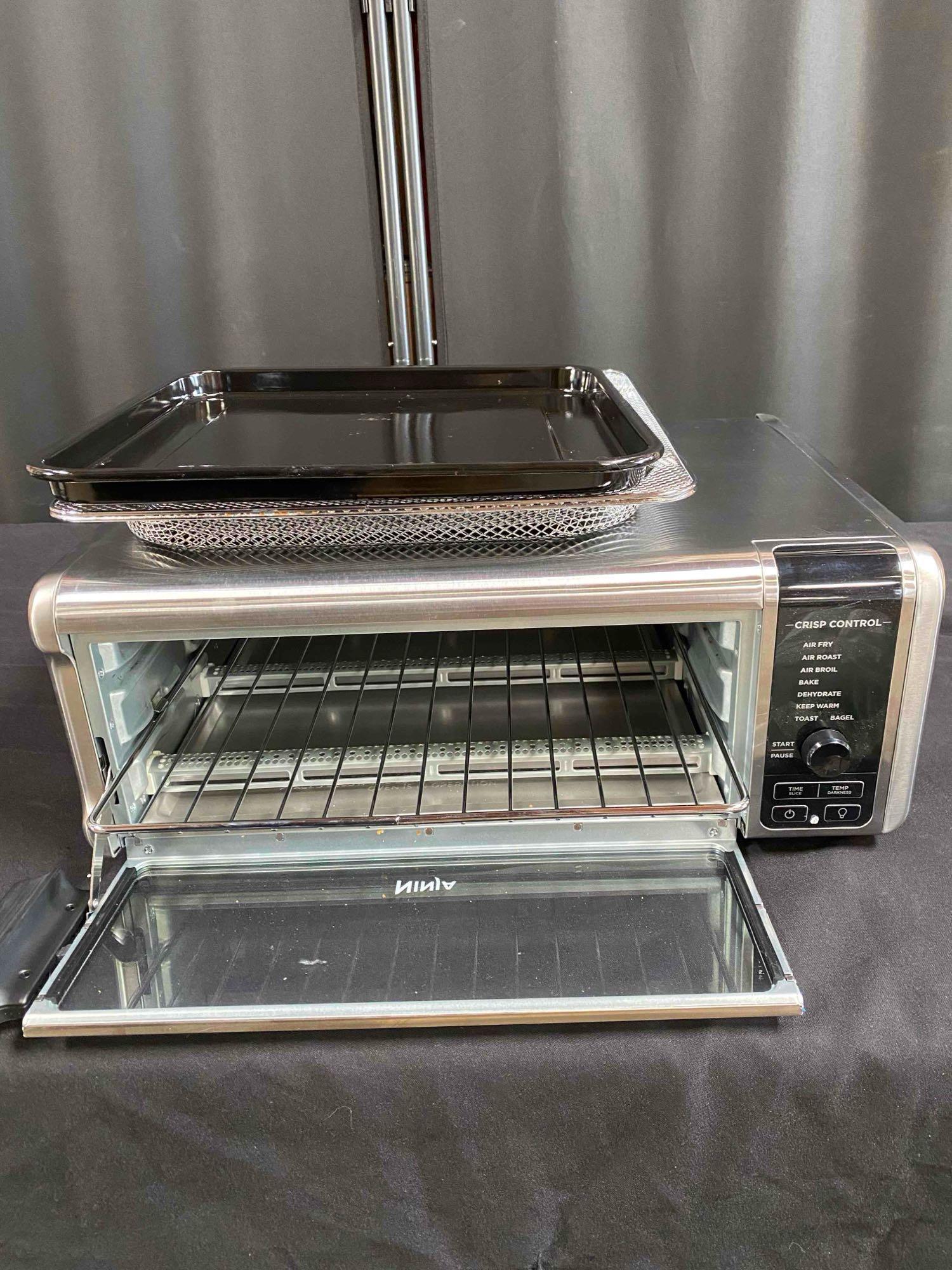 Ninja SP101 Digital Air Fry Countertop Oven with 8-in-1 Functionality