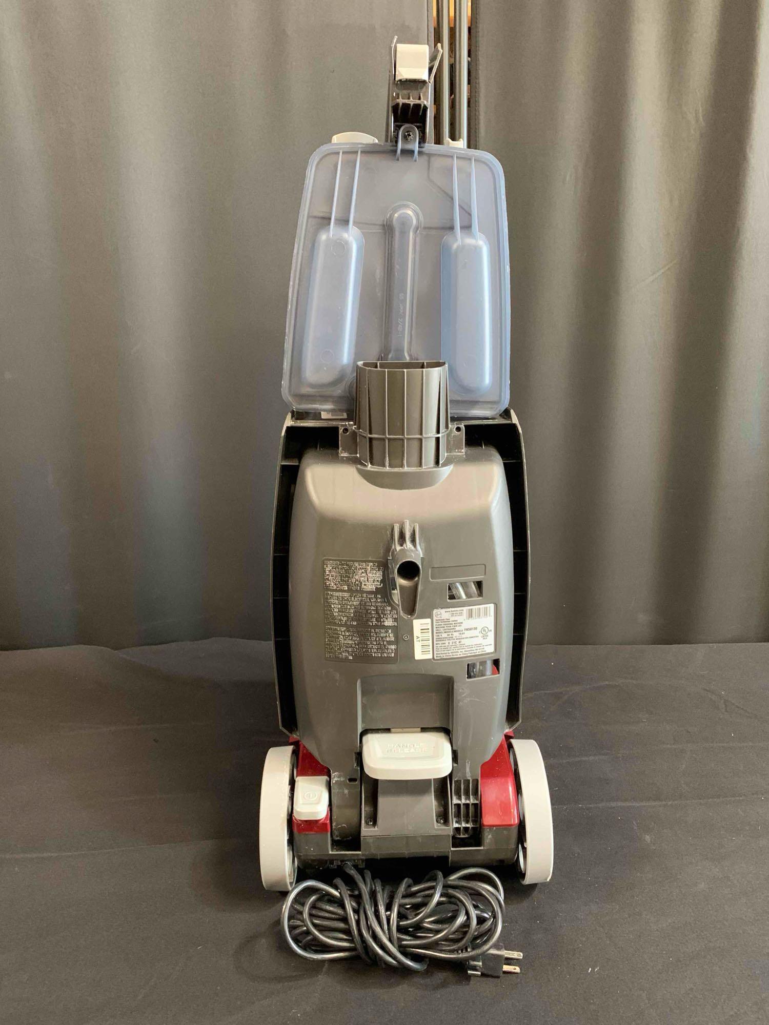 Hoover PowerScrub Deluxe Carpet Cleaner Machine, for Carpet and Upholstery