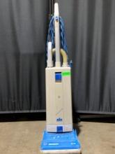 WINDSOR SENSOR Vacuum Cleaner