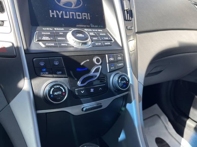 2012 Hyundai Sonata Hybrid 4 Door Sedan