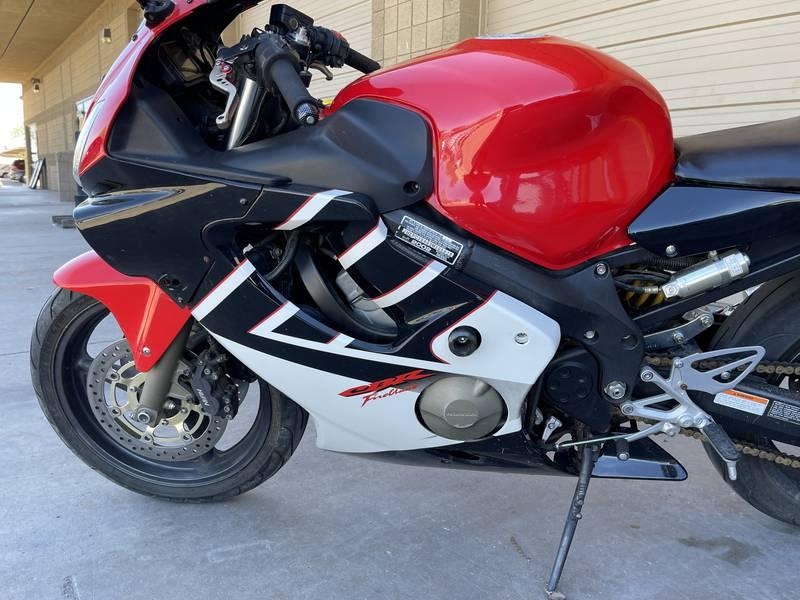 2002 Honda CBR 600F4i Motorcycle