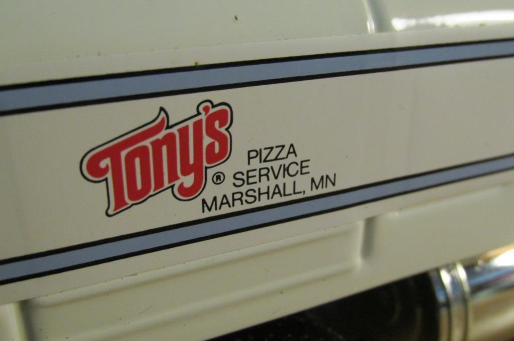 1988 Tony's Italian Pastry Pizza Toy Truck