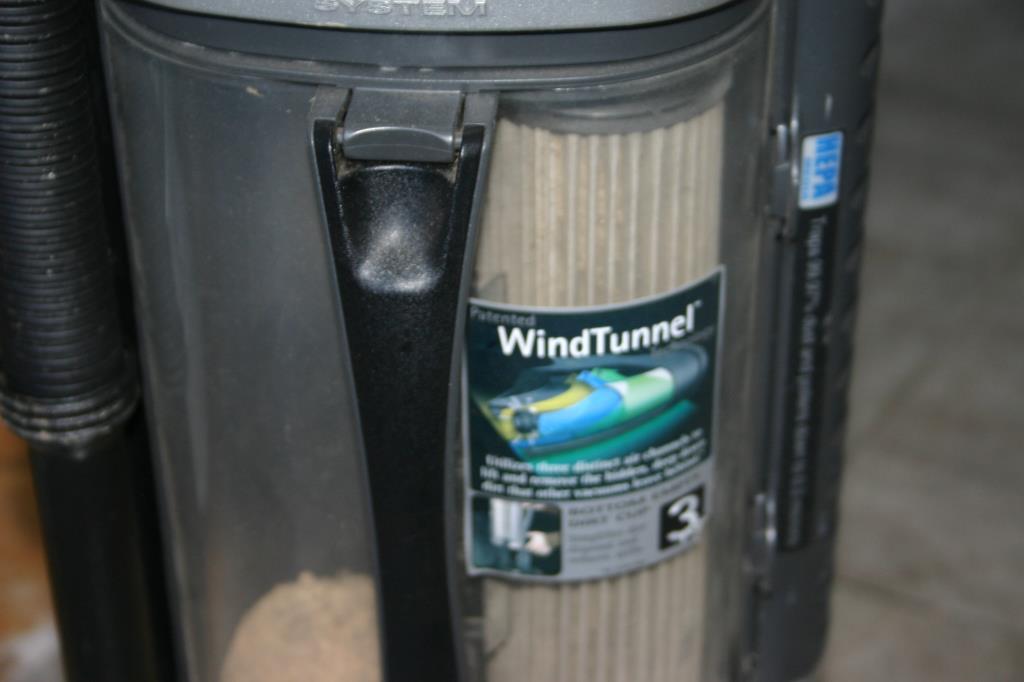 Hoover Wind Tunnel Vacuum