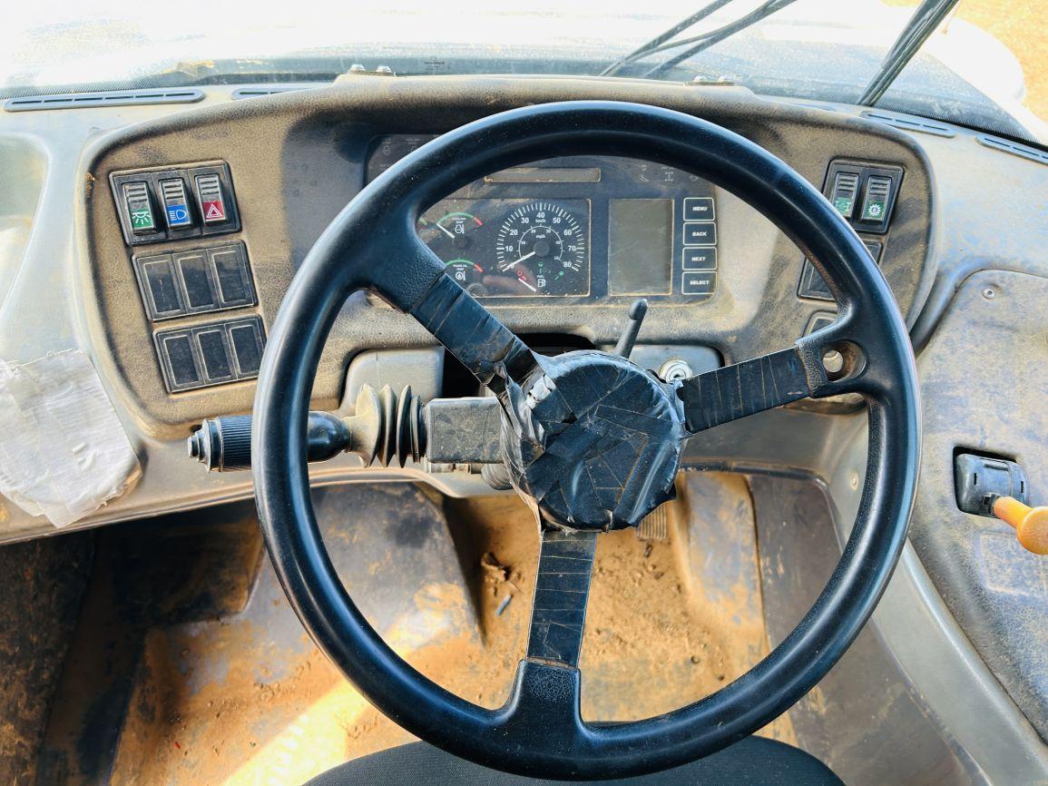 2003 John Deere 300D Articulated Truck