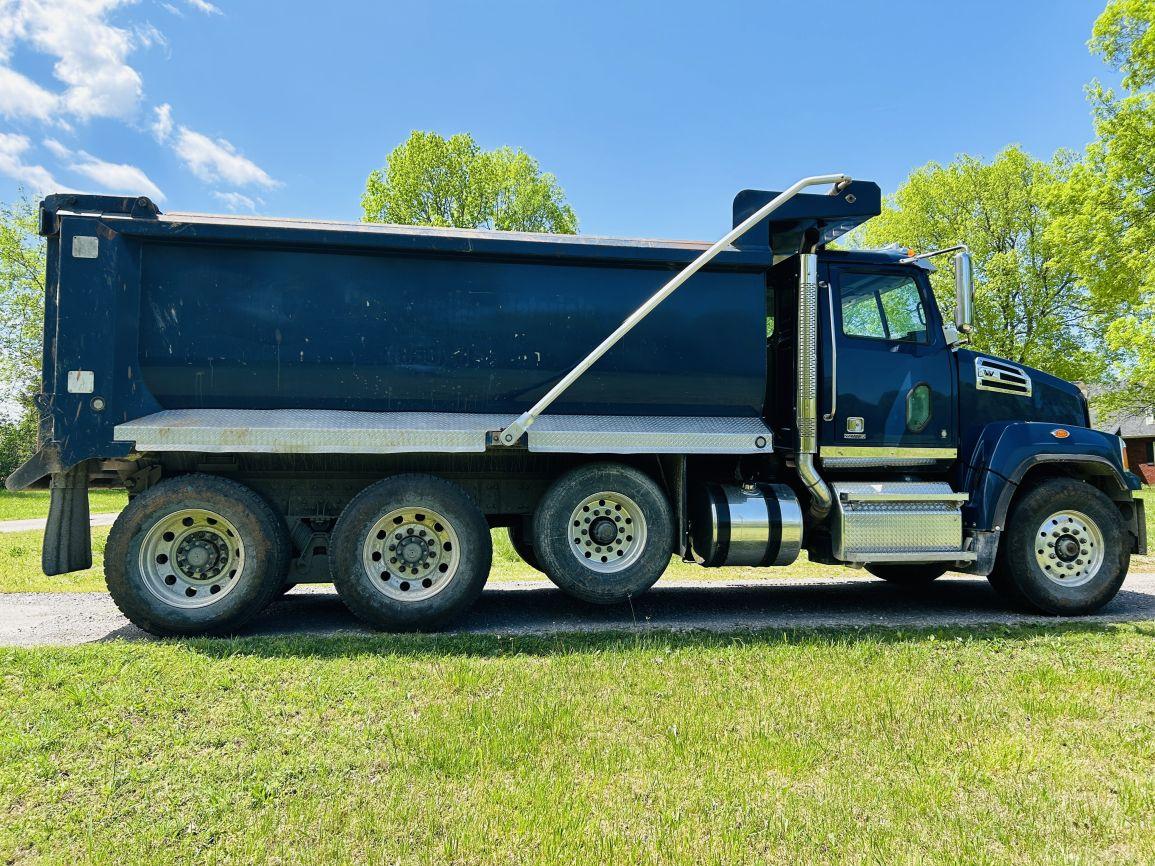 2019 WESTERN STAR 4700S Tri-Axle Dump Truck