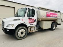 2005 FREIGHTLINER M2 Business Clas S/A Fuel Truck