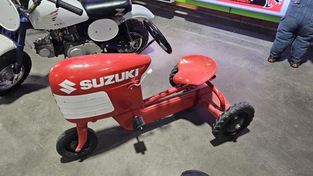 Suzuki pedal car